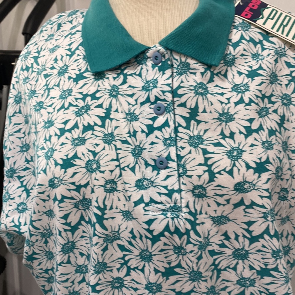 NEW WITH TAGS 🏷️ BLOUSE 👚 - Picture 3 of 5